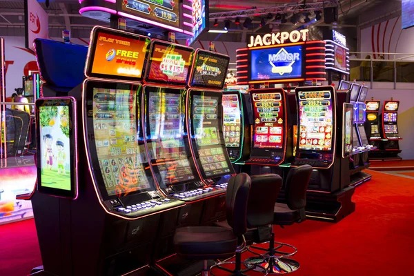 The Great Icescape slot game reels displaying winter-themed symbols and icy visuals